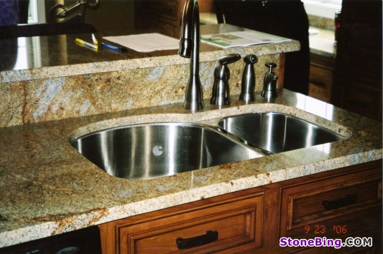 Summer Light Granite Countertop