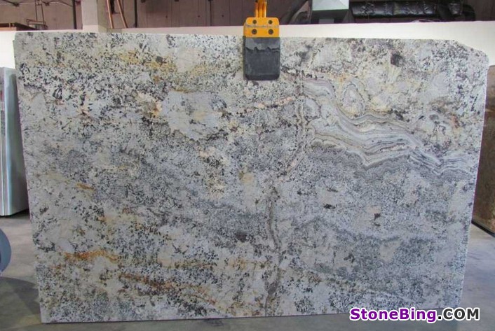 Delicatus Gold Granite Slab
