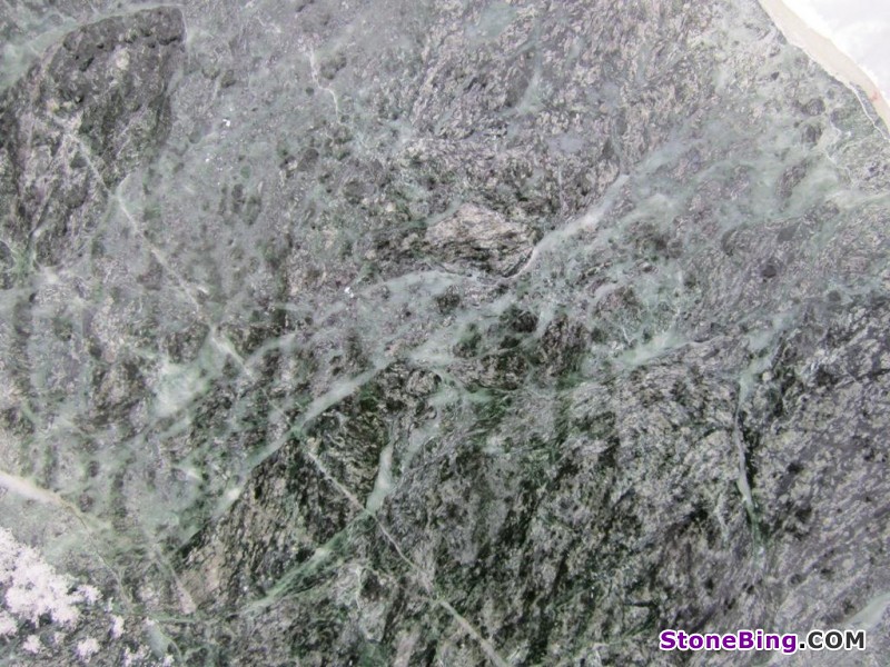 Verde Aosta Granite Tile