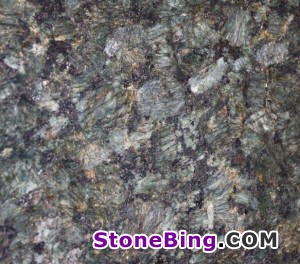 Verde Peacock Granite Tile