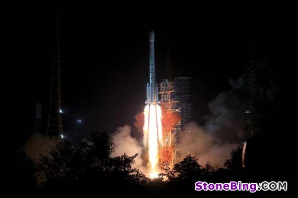 China launches probe and rover to moon