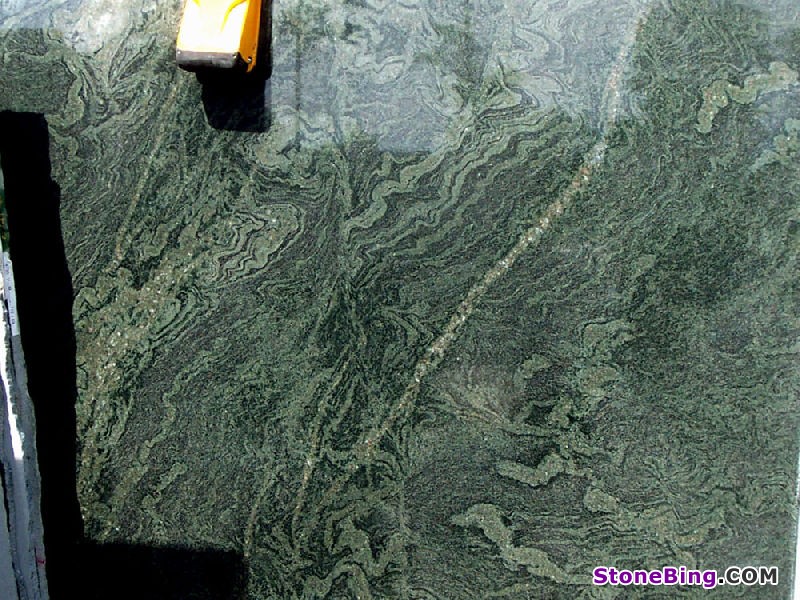 Verde Maritaka Granite Slab